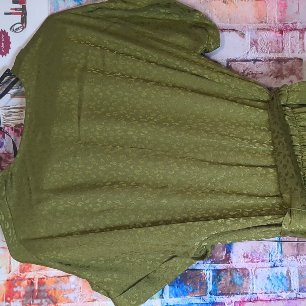 Olive Green En Focus Jumper - Picture 7 of 8